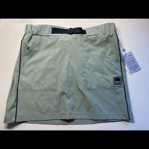 DKNY Sport skirt size small. Army green. NWT.